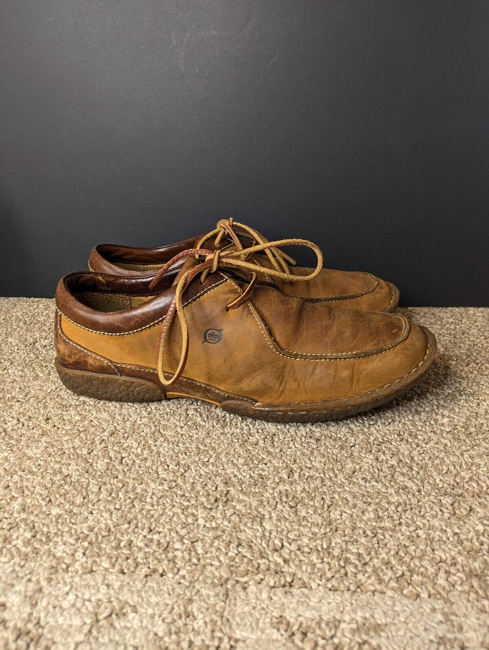 Born Sahara Shoes Men's Size 10 Vintage Leather Center Seam Moc Toe Lace Up